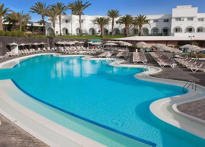 Relaxia Olivina فندق 4*