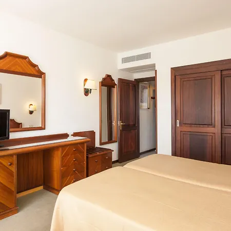 Отель Relaxia Olivina 4*